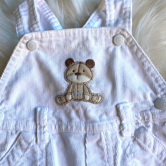 Carter 3 month white and ivory corduroy overalls and fuzzy teddy bear jacket - Picture 5 of 6